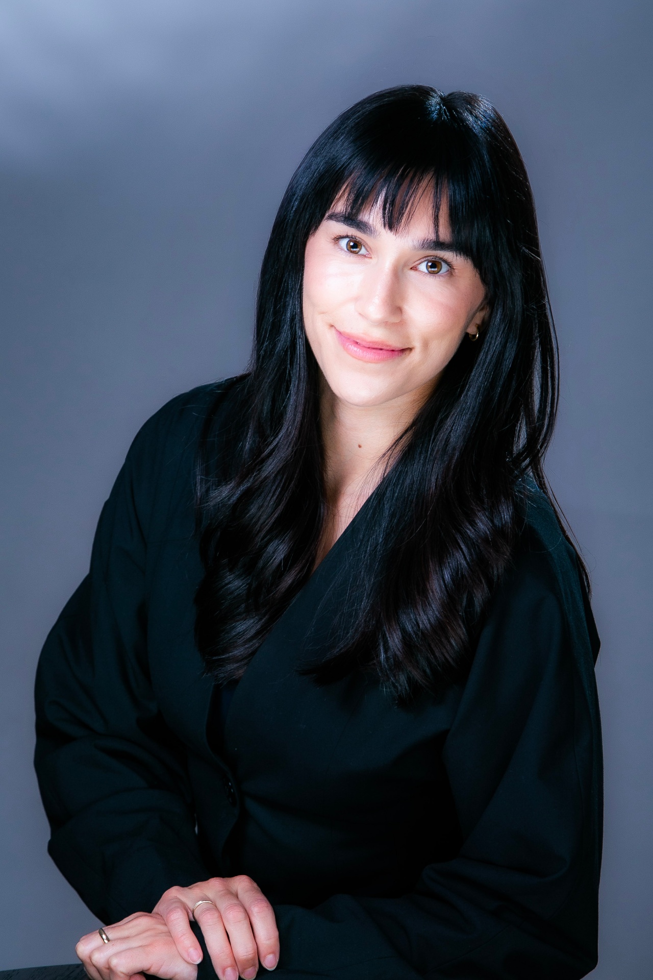 Portrait of Mara Koval, founder of Grad